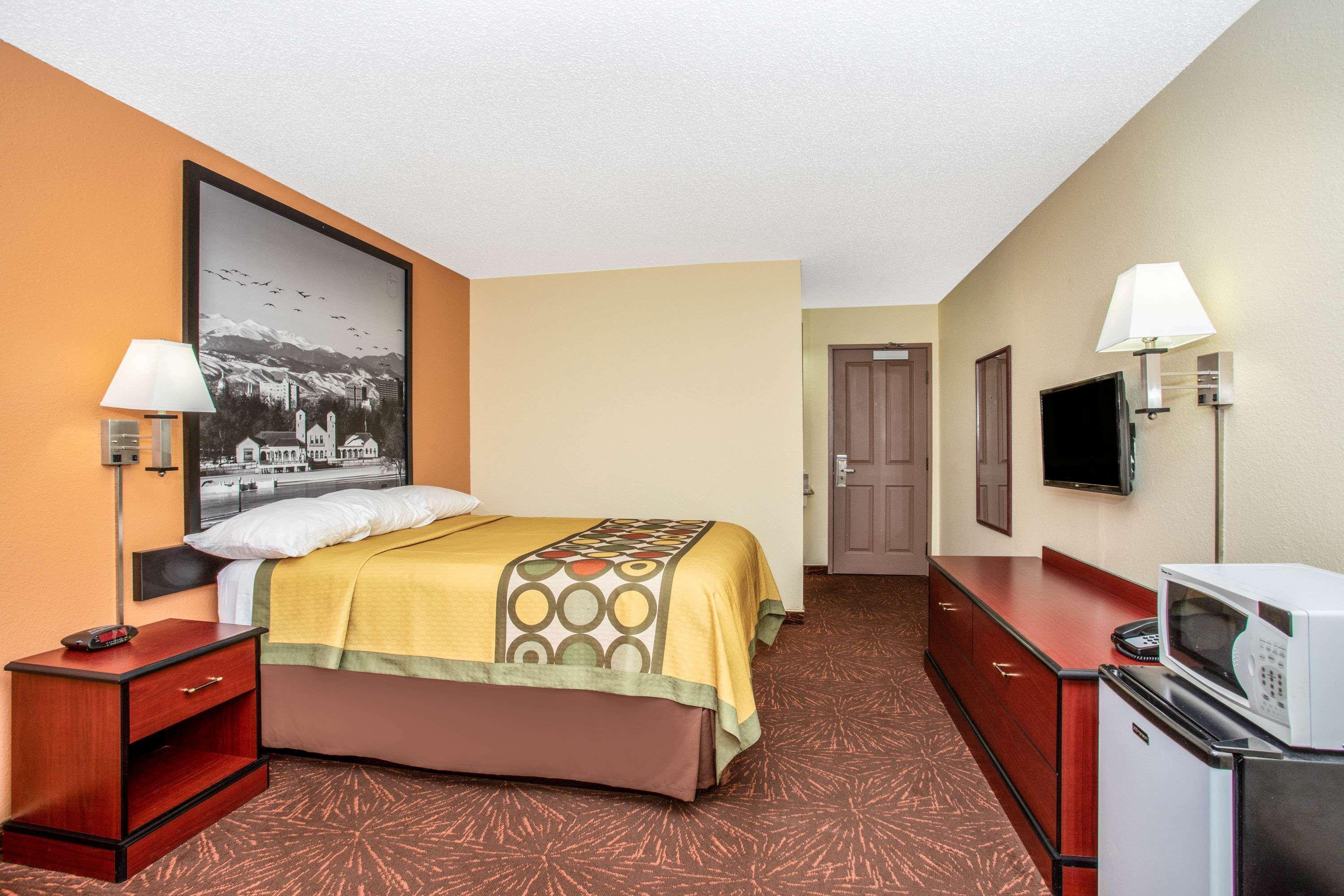 Oyo Hotel Castle Rock Co Downtown Εξωτερικό φωτογραφία