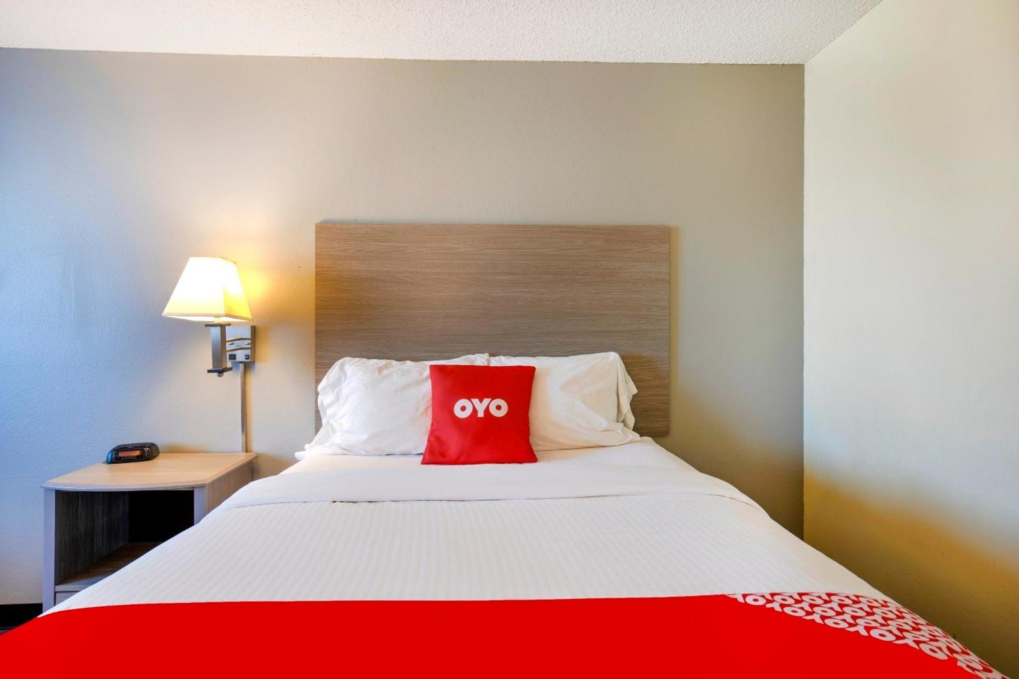 Oyo Hotel Castle Rock Co Downtown Εξωτερικό φωτογραφία