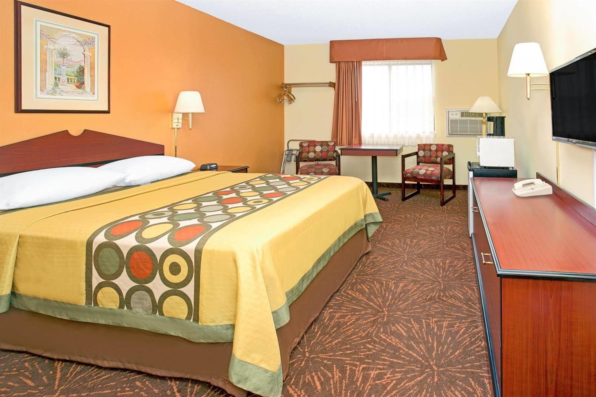 Oyo Hotel Castle Rock Co Downtown Εξωτερικό φωτογραφία
