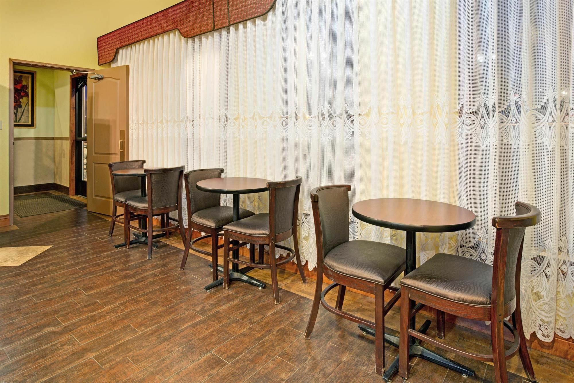 Oyo Hotel Castle Rock Co Downtown Εξωτερικό φωτογραφία